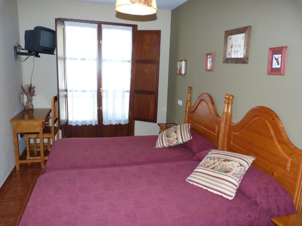 Hotel Mestas Arenas De Cabrales Extérieur photo