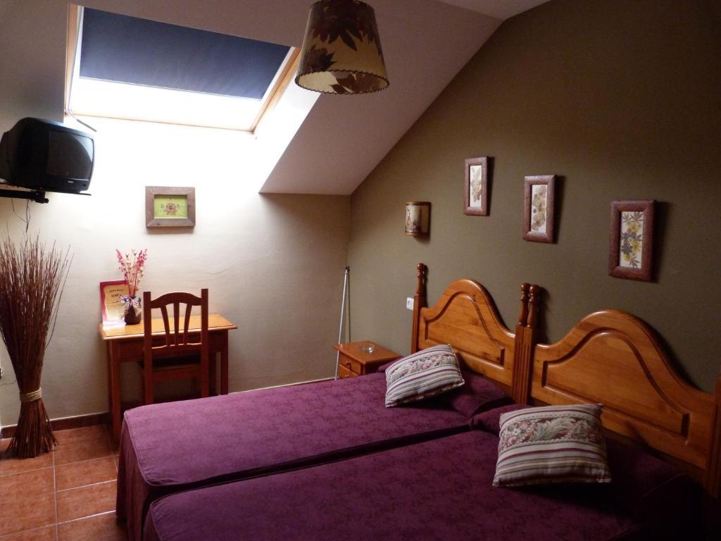 Hotel Mestas Arenas De Cabrales Extérieur photo