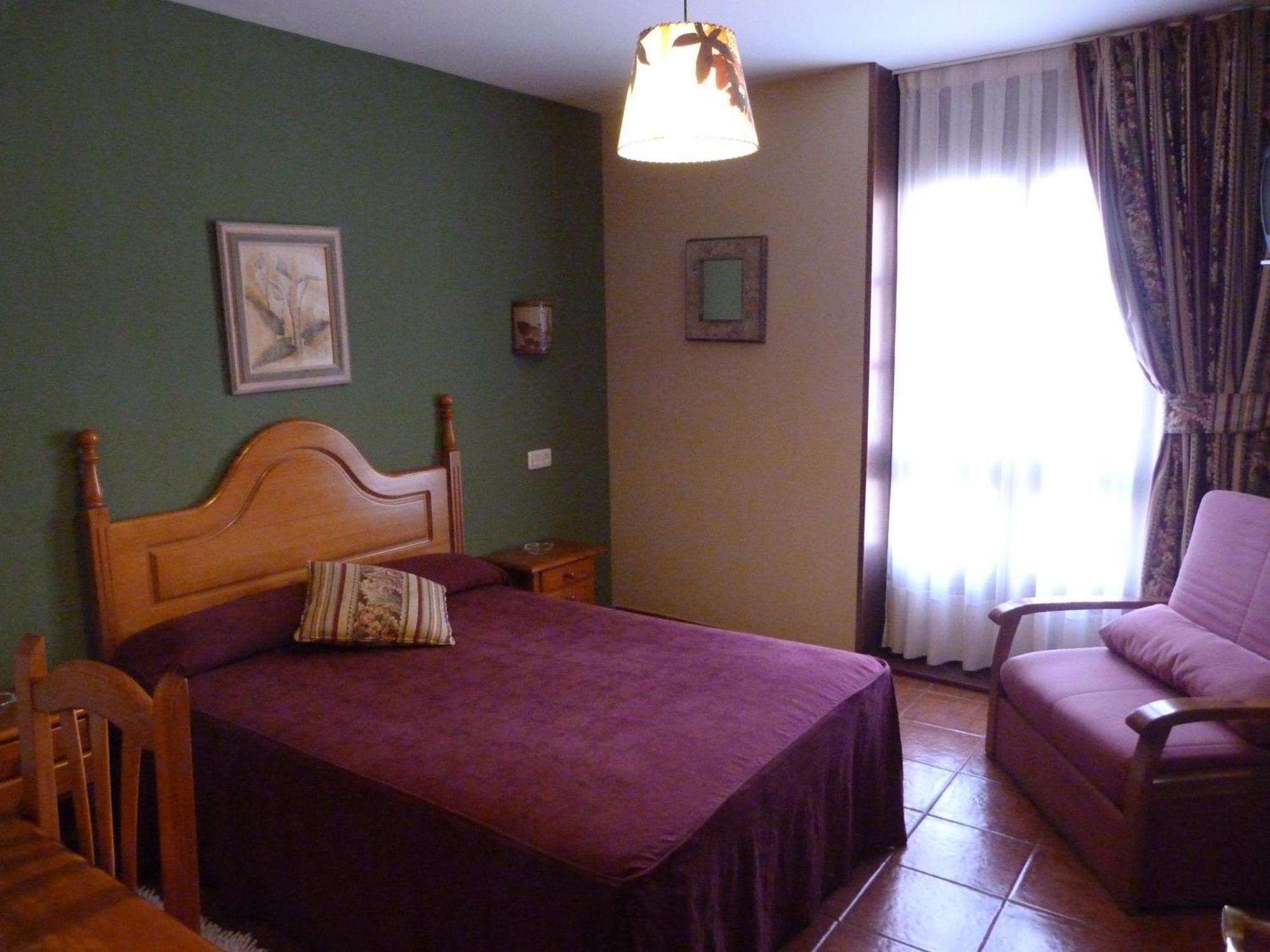 Hotel Mestas Arenas De Cabrales Extérieur photo