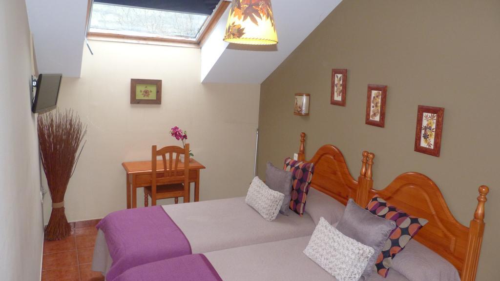 Hotel Mestas Arenas De Cabrales Extérieur photo
